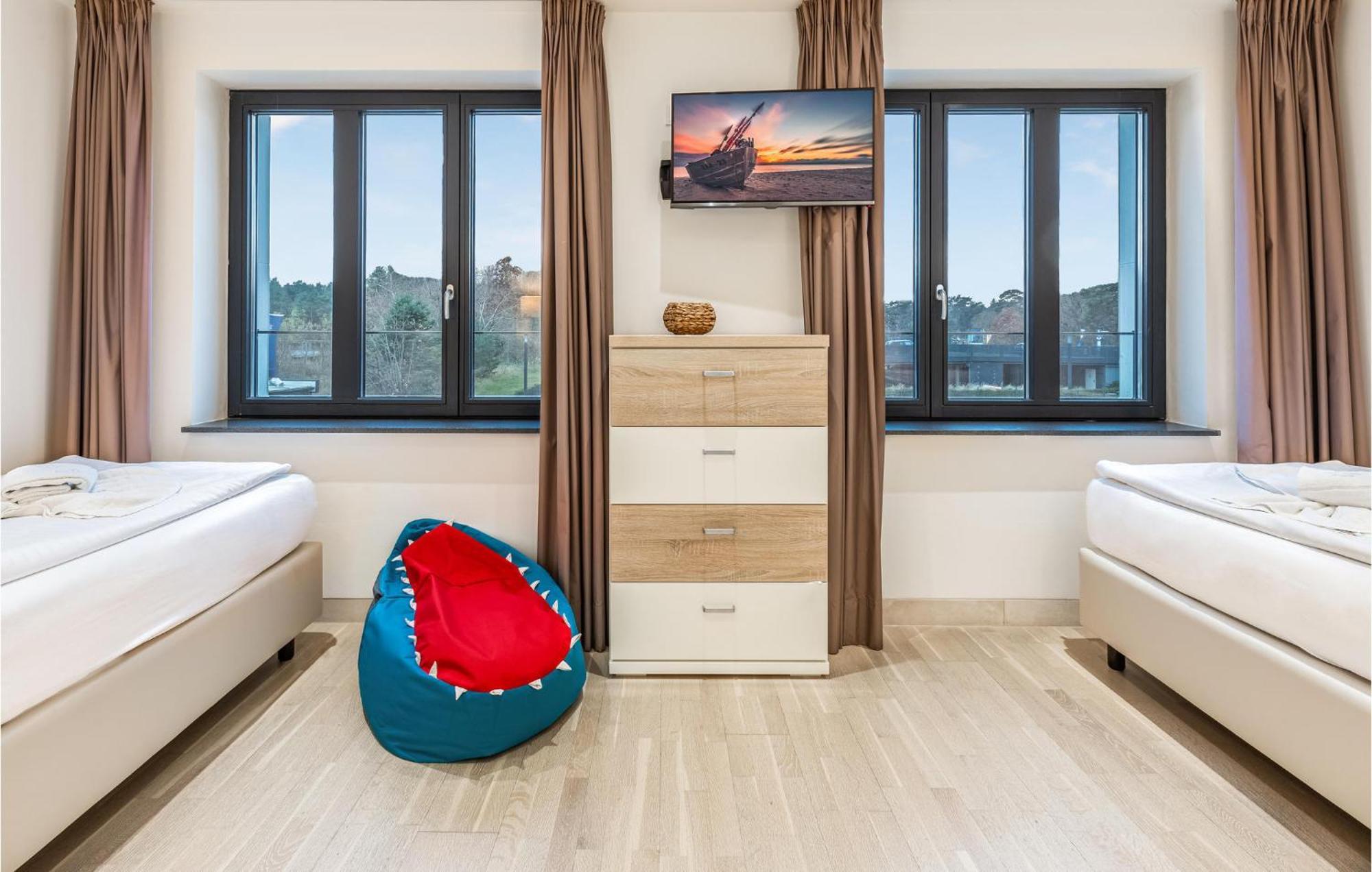 Amber Apartment *